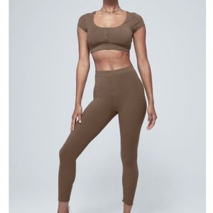 Alo ribbed hot cocoa set